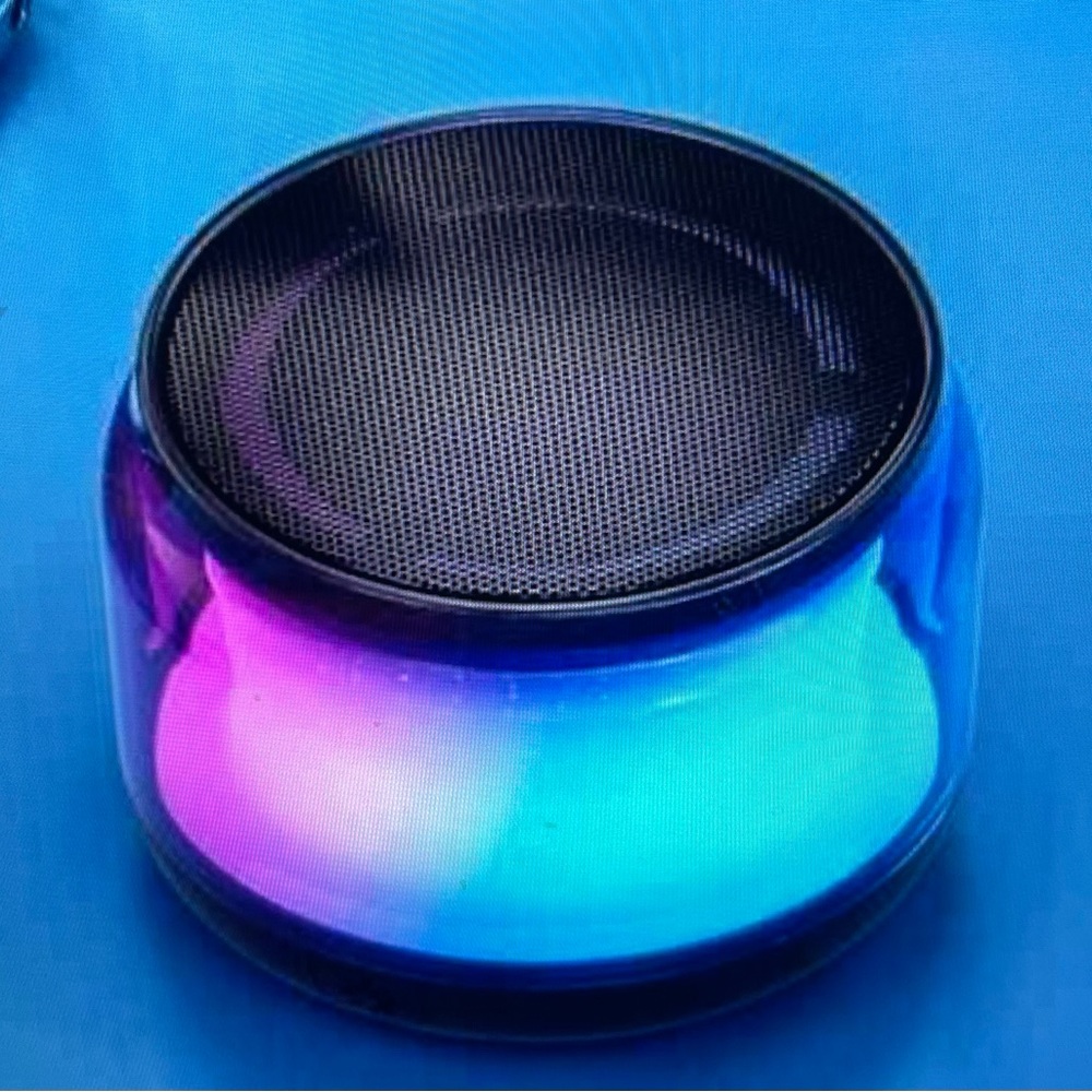 New Lenrue Portable Bluetooth Speakers with Colorful Lights.